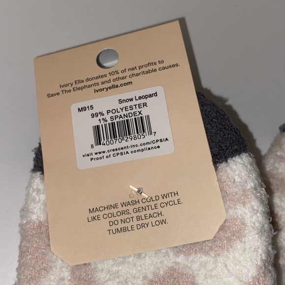 Ivory Ella Snow Leopard Fuzzy Socks - Picture 2 of 3